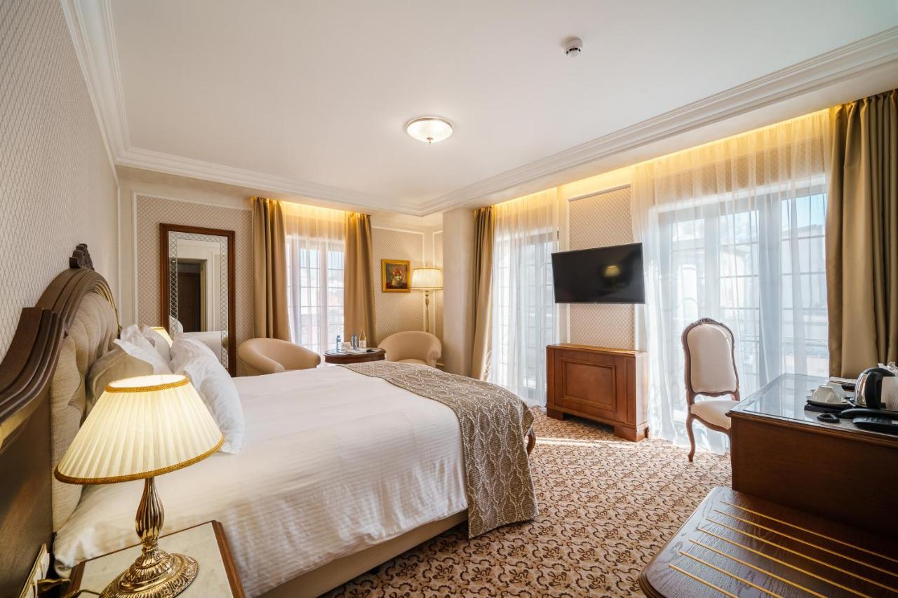 Residence City Garden - Certificate Of Excellence Top 10 Best Five-Stars City Hotels For 2024 Awarded By Htif Plovdiv Exterior foto