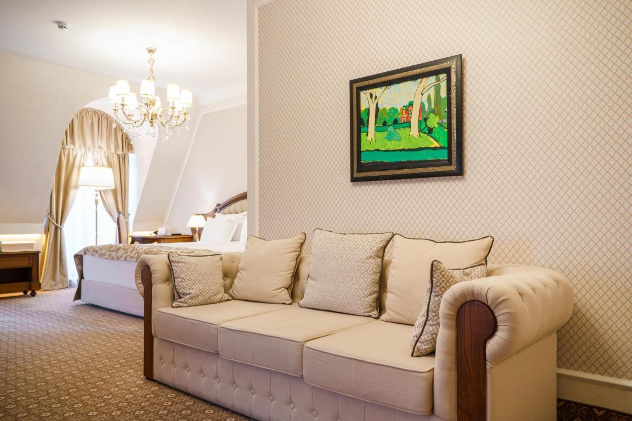 Residence City Garden - Certificate Of Excellence Top 10 Best Five-Stars City Hotels For 2024 Awarded By Htif Plovdiv Exterior foto