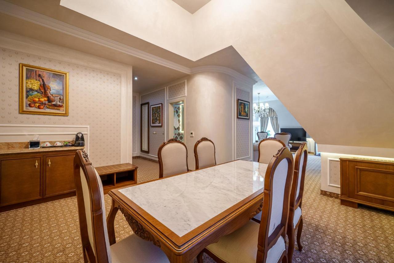 Residence City Garden - Certificate Of Excellence Top 10 Best Five-Stars City Hotels For 2024 Awarded By Htif Plovdiv Exterior foto