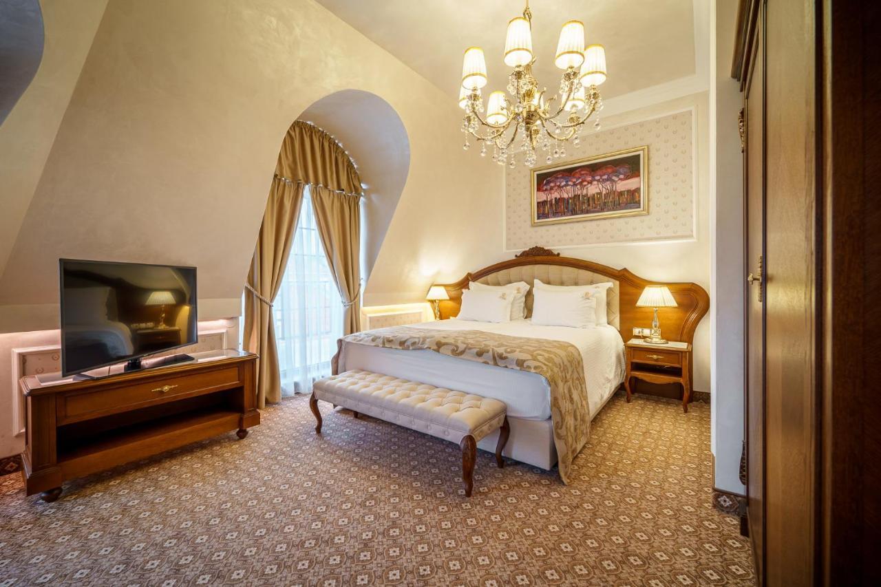 Residence City Garden - Certificate Of Excellence Top 10 Best Five-Stars City Hotels For 2024 Awarded By Htif Plovdiv Exterior foto