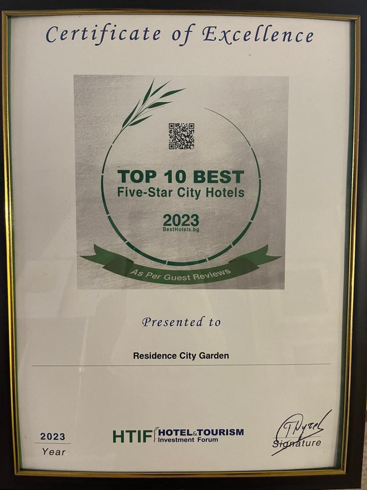 Residence City Garden - Certificate Of Excellence Top 10 Best Five-Stars City Hotels For 2024 Awarded By Htif Plovdiv Exterior foto
