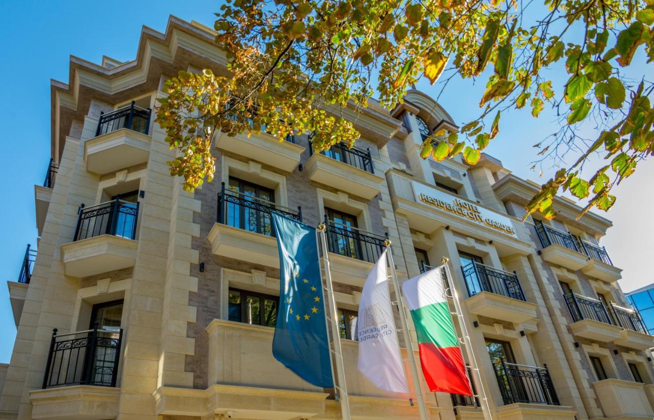 Residence City Garden - Certificate Of Excellence Top 10 Best Five-Stars City Hotels For 2024 Awarded By Htif Plovdiv Exterior foto