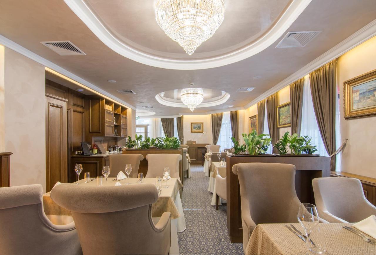 Residence City Garden - Certificate Of Excellence Top 10 Best Five-Stars City Hotels For 2024 Awarded By Htif Plovdiv Exterior foto
