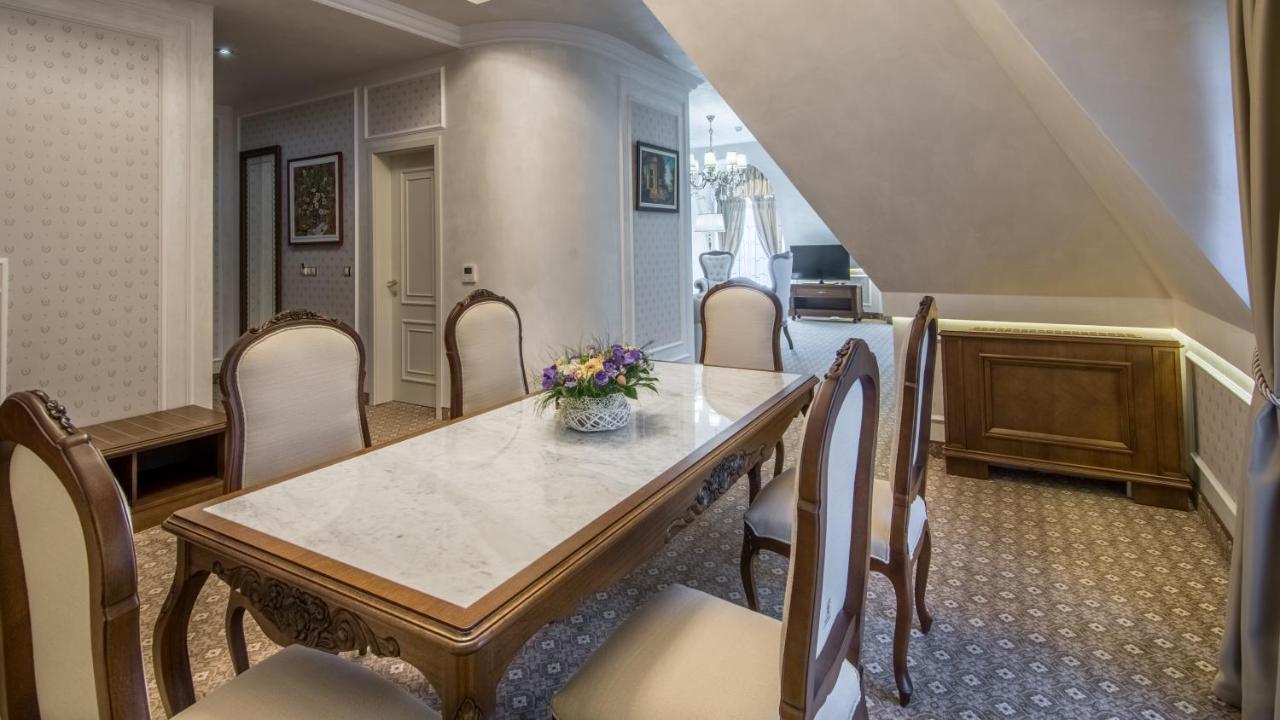 Residence City Garden - Certificate Of Excellence Top 10 Best Five-Stars City Hotels For 2024 Awarded By Htif Plovdiv Exterior foto