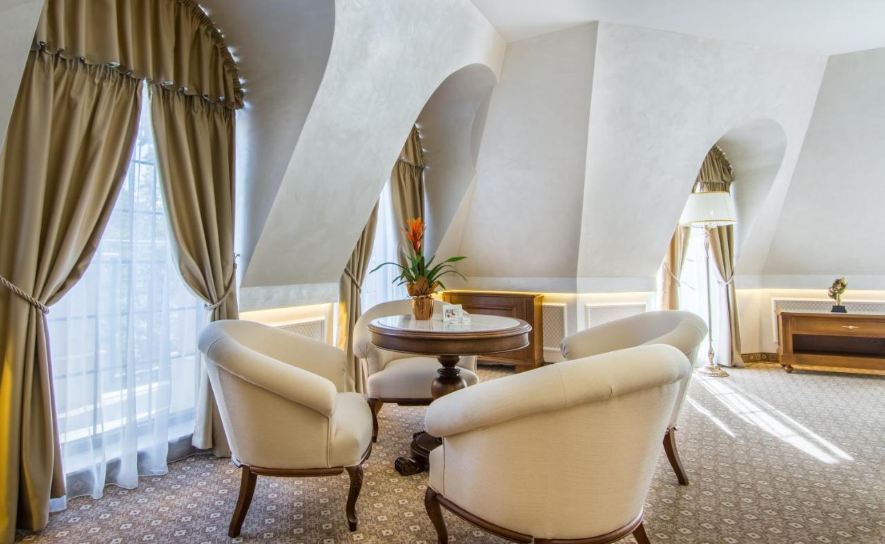 Residence City Garden - Certificate Of Excellence Top 10 Best Five-Stars City Hotels For 2024 Awarded By Htif Plovdiv Exterior foto