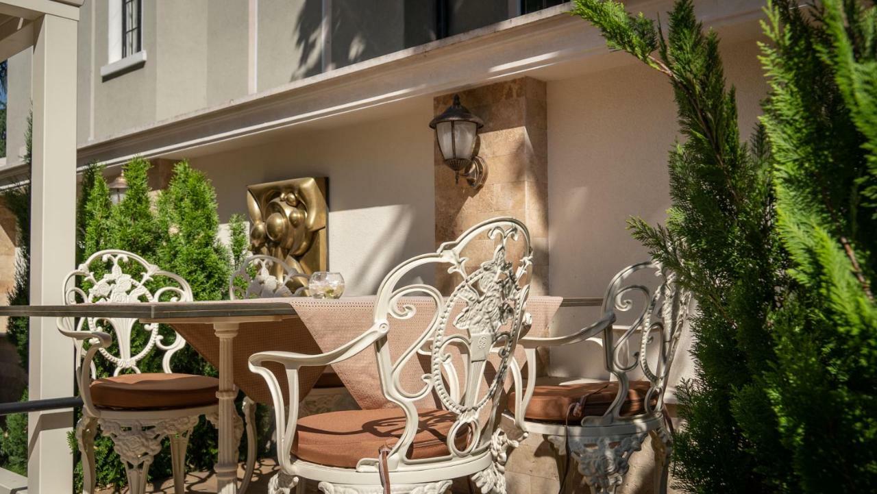 Residence City Garden - Certificate Of Excellence Top 10 Best Five-Stars City Hotels For 2024 Awarded By Htif Plovdiv Exterior foto